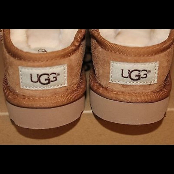 NIB WOMEN UGG Classic Suede Slippers CHESTNUT - Picture 3 of 9